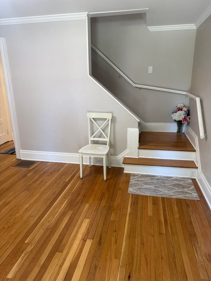 3871 Beech St - Photo 3 of 18