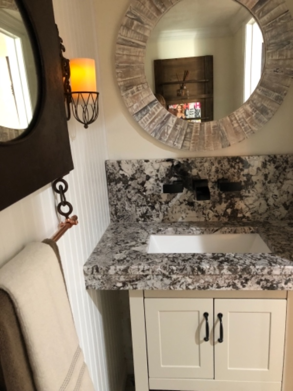 3085 Colonial Way Apt B #B - Photo 4 of 16