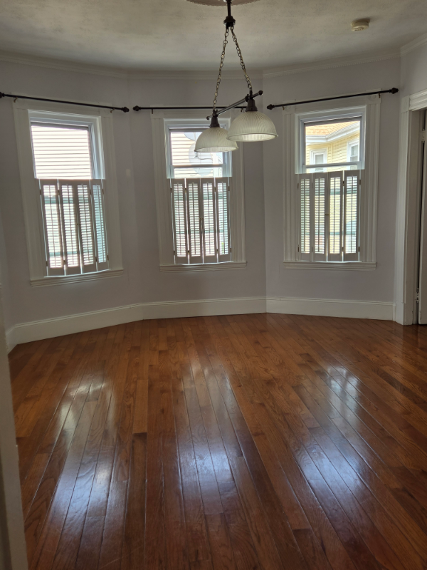 8 Parsonage Rd - Photo 7 of 24