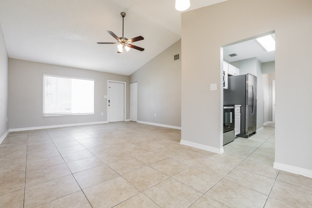 6248 Drucker Cir - Photo 6 of 20