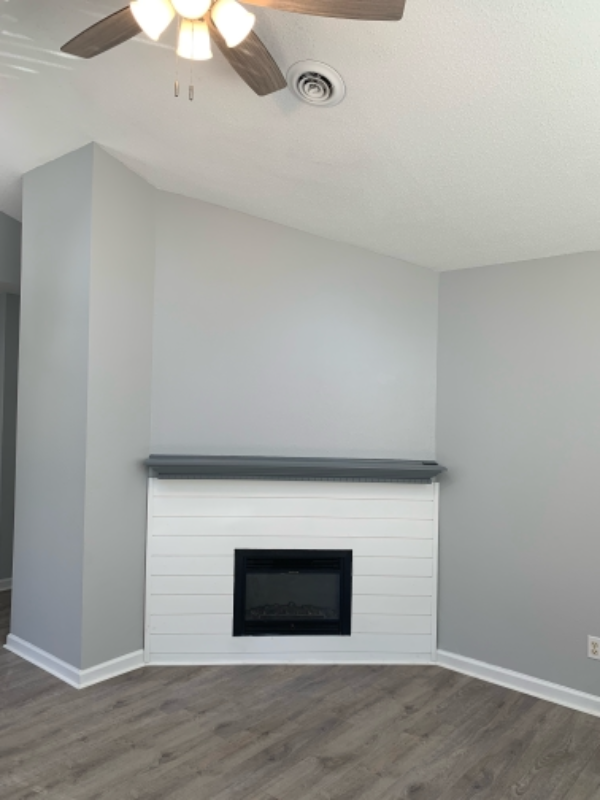 1508 Spelling Way - Photo 3 of 15