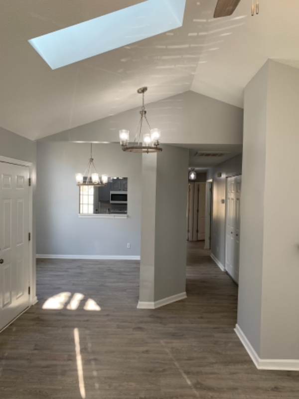 1508 Spelling Way - Photo 4 of 15