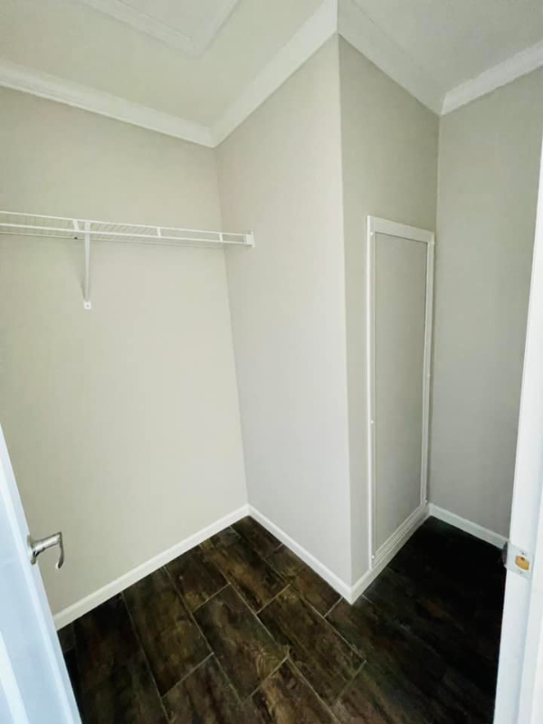 9477 Lansdowne Rd - Photo 6 of 25