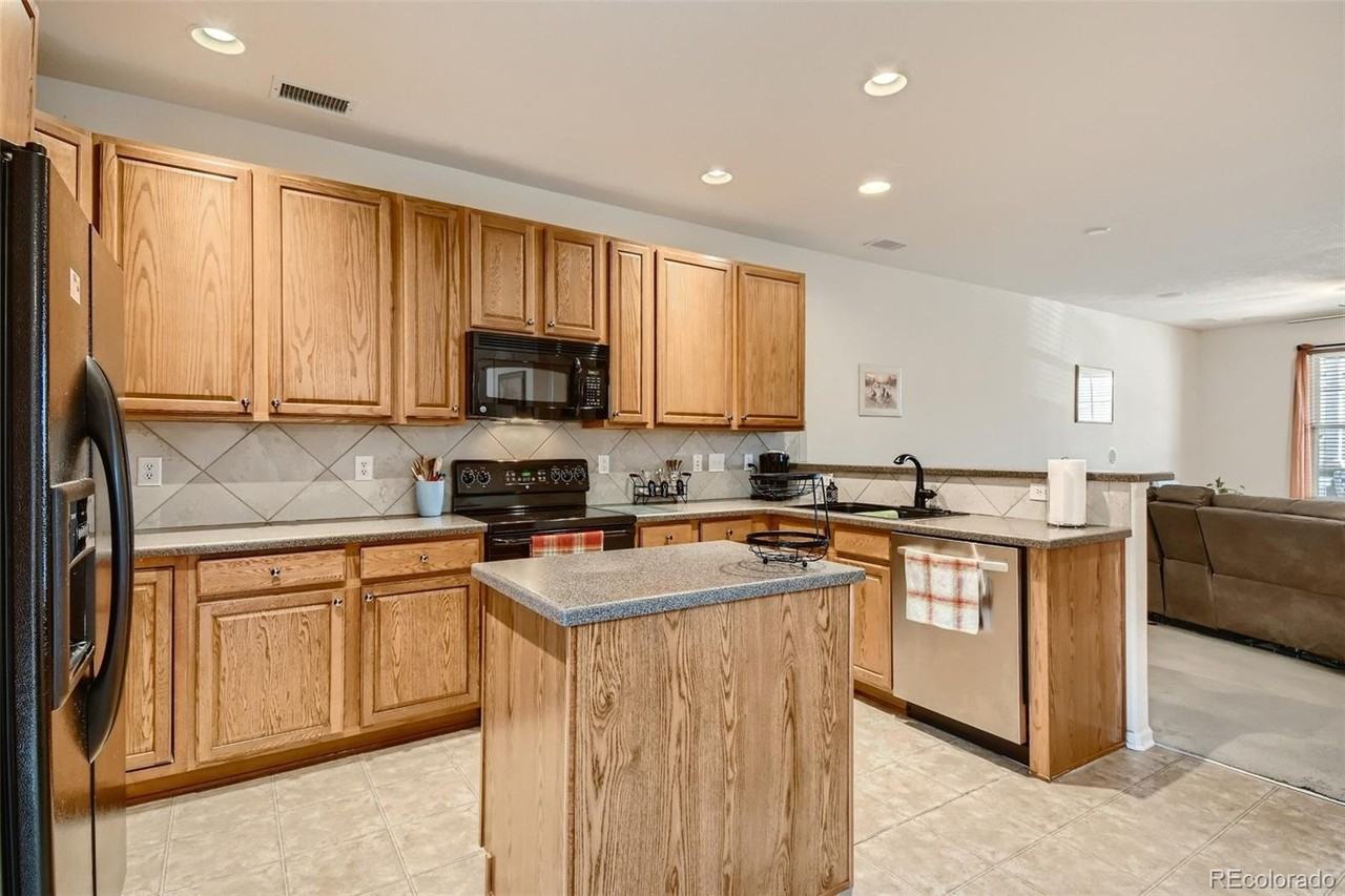 13616 Garfield St #D - Photo 3 of 22