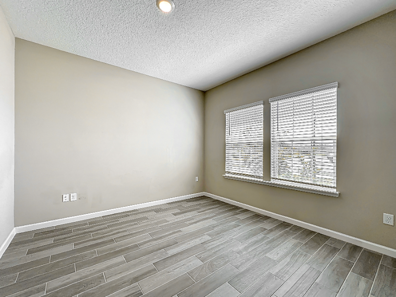 9504 Lovage Ln - Photo 7 of 47