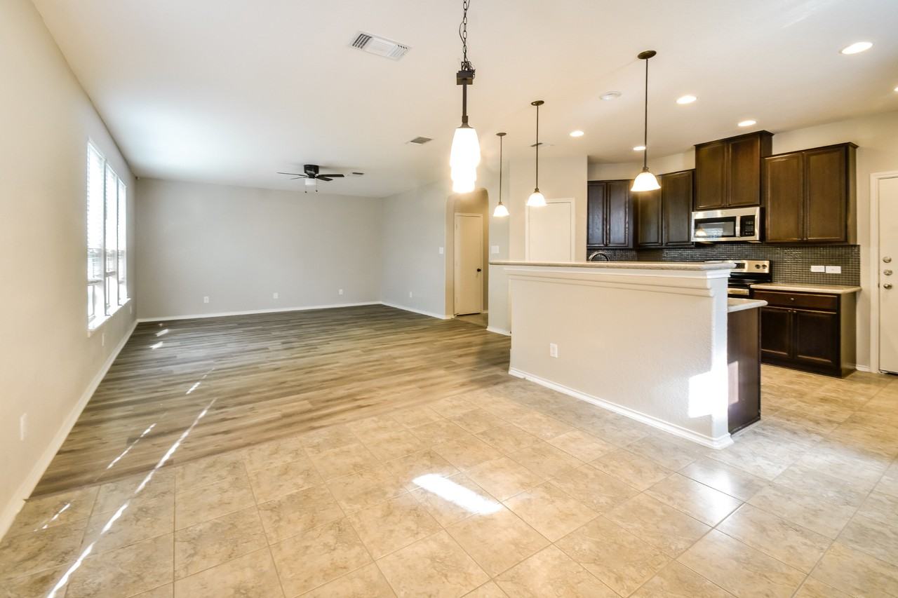 6839 Loma Blanca - Photo 6 of 20