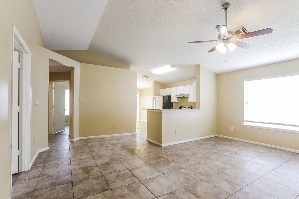 7706 Ellis Dr - Photo 2 of 20