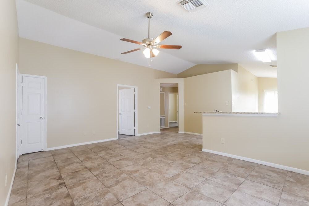 7706 Ellis Dr - Photo 6 of 20