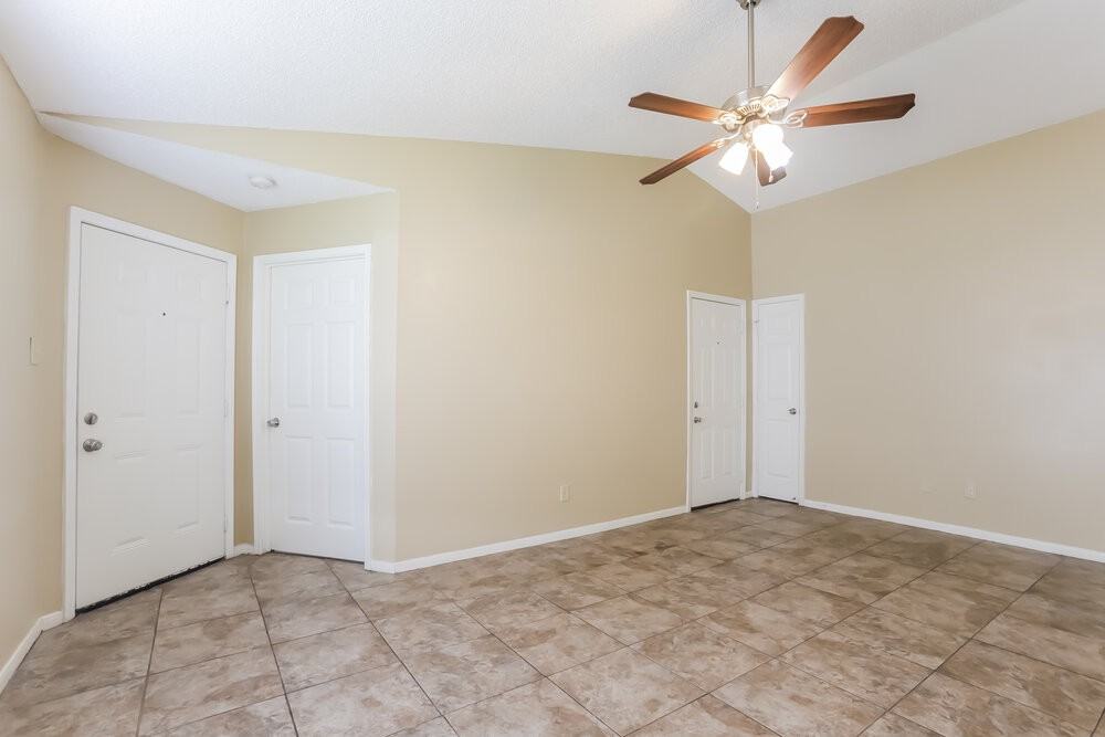 7706 Ellis Dr - Photo 7 of 20