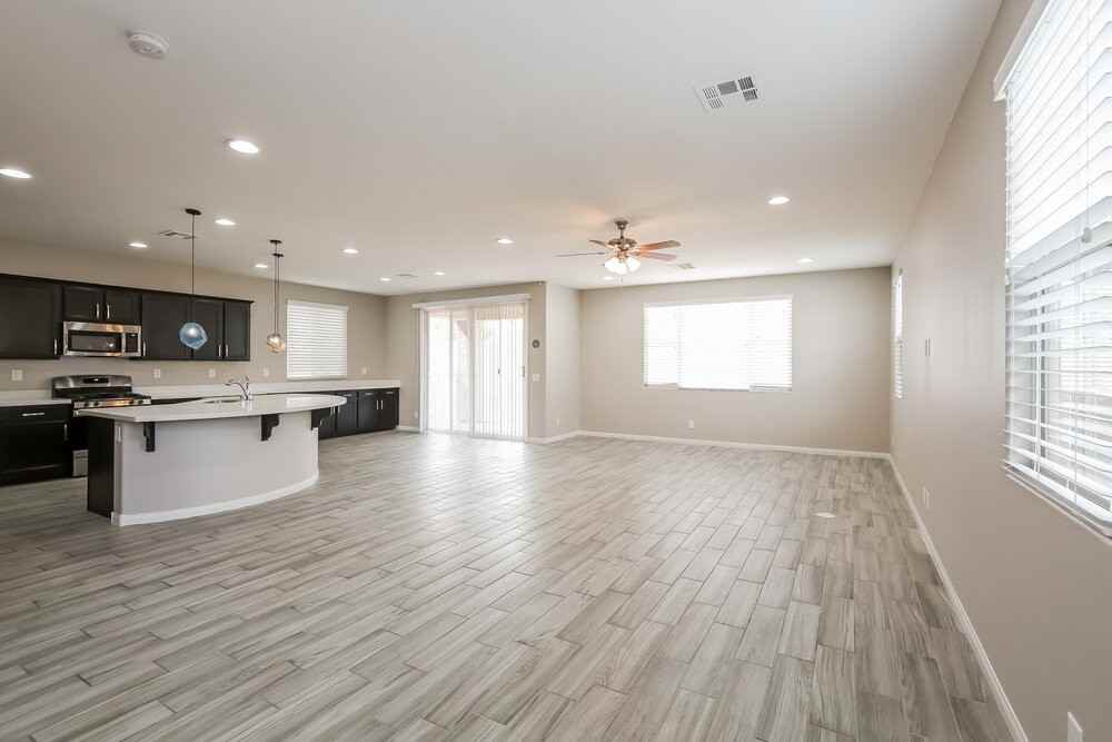 9918 Rams Leap Ave - Photo 6 of 20