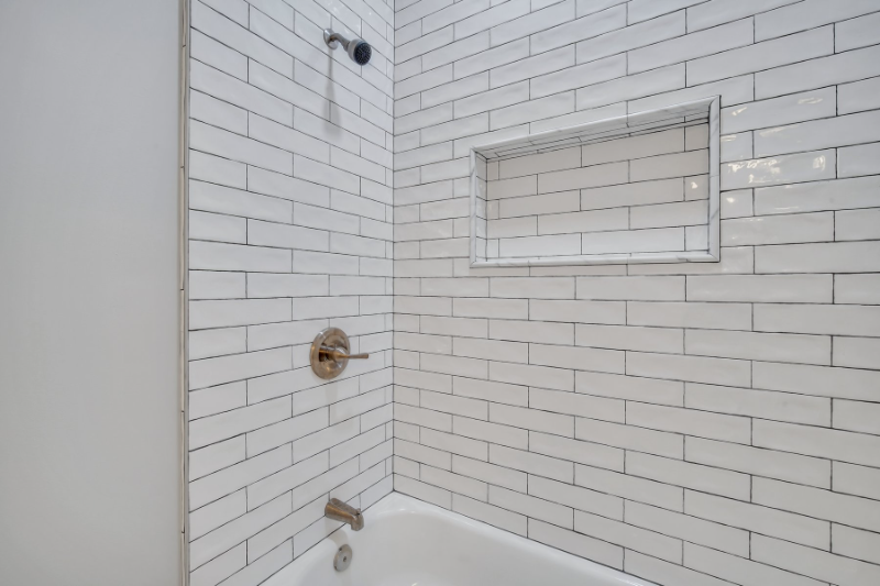 415 E 65th St - Photo 4 of 16