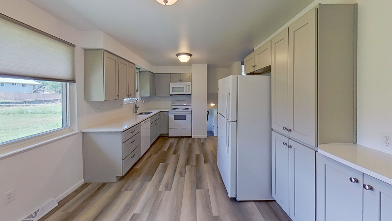 4675 Holland St - Photo 5 of 26