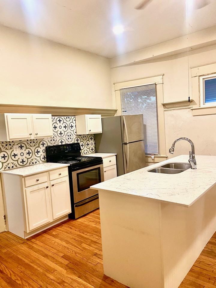 1432 12th Street South - Photo 6 of 15
