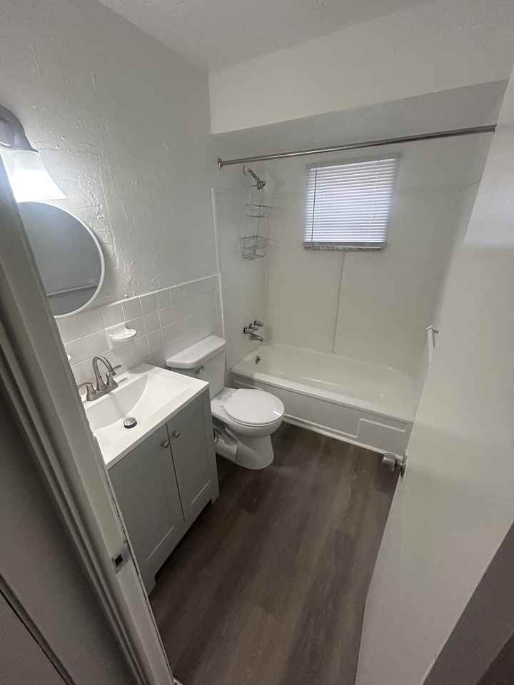 33100 Aurora Rd #5 - Photo 5 of 9