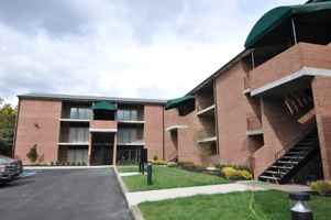featured image of 924 10th Ave #5
