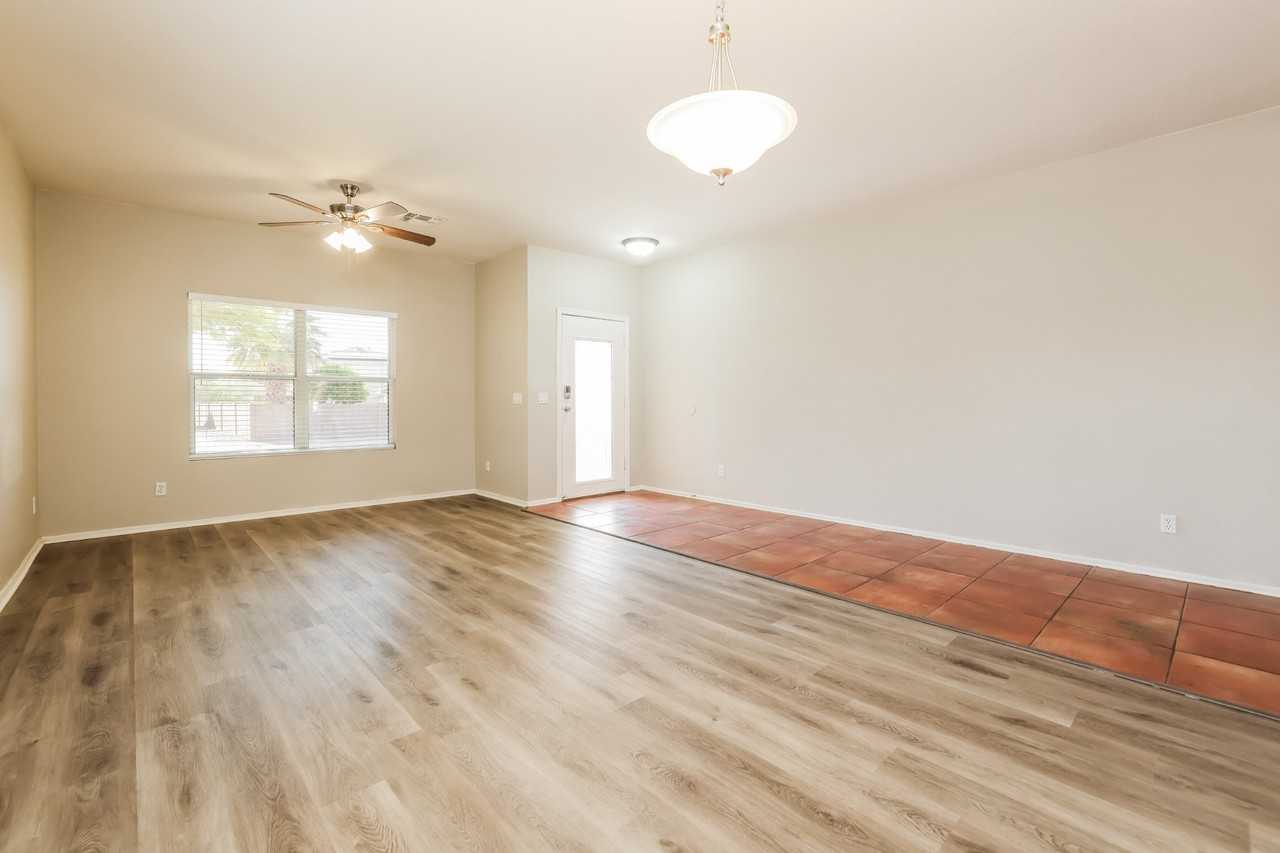 10833 S Camino San Clemente - Photo 7 of 19