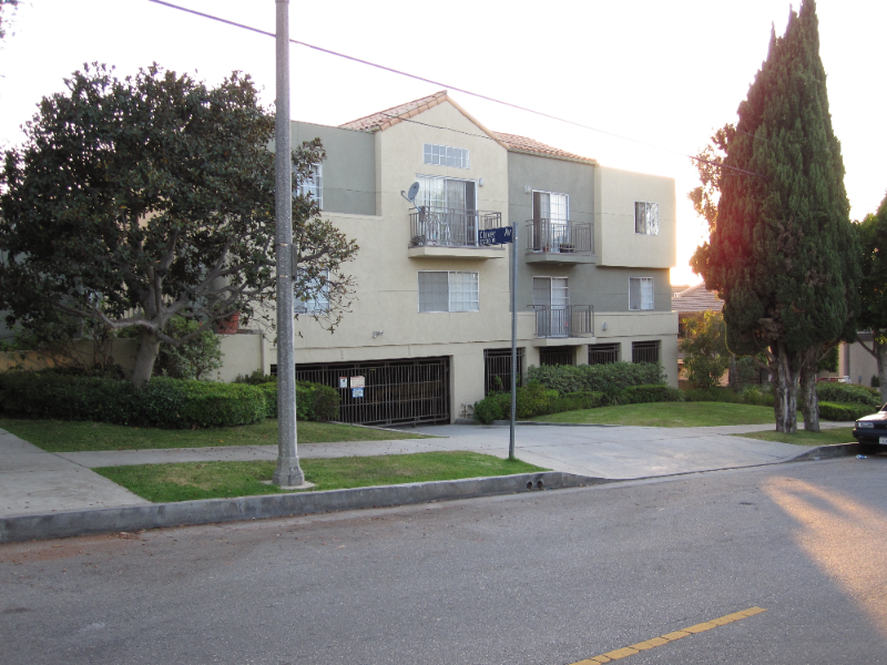 3031 Grand View Blvd #114 - Photo 2 of 6