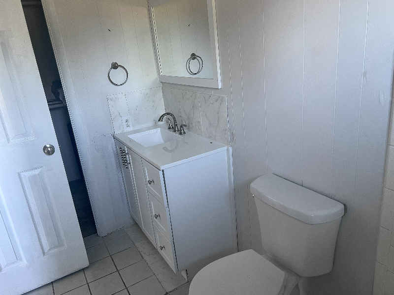 56 Railroad St #8 - Photo 4 of 5