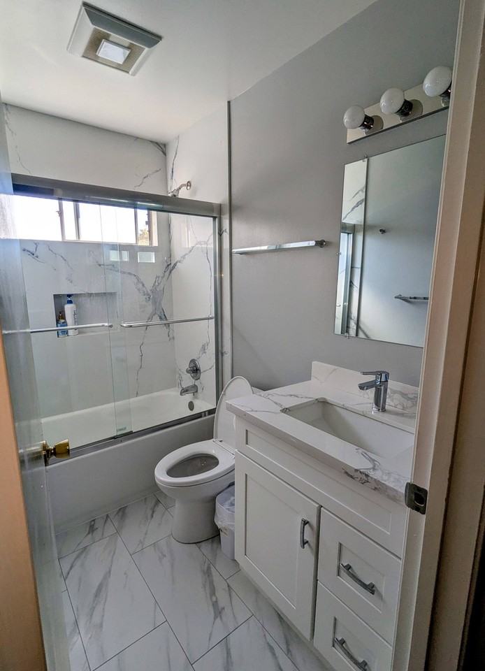 1820 Sherman Dr - Photo 5 of 10