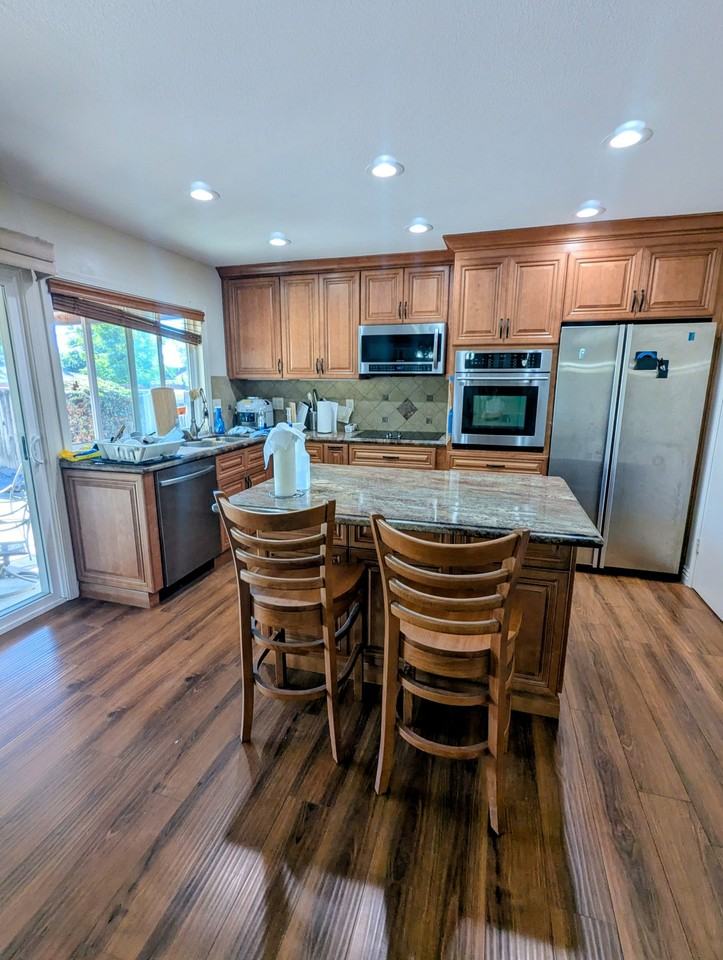 1820 Sherman Dr - Photo 7 of 10