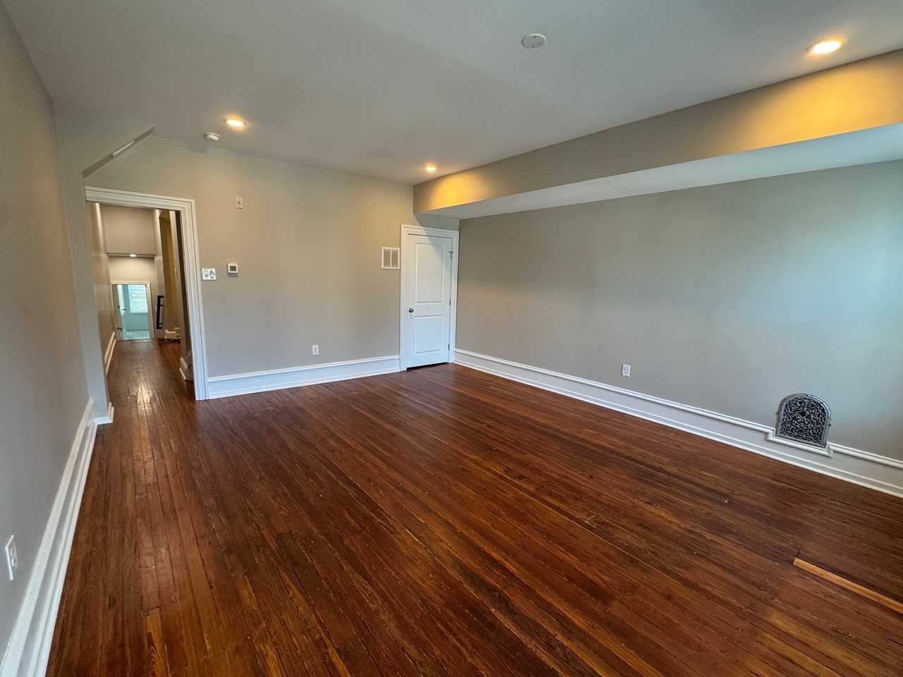 4331 Main St #2 - Photo 6 of 36