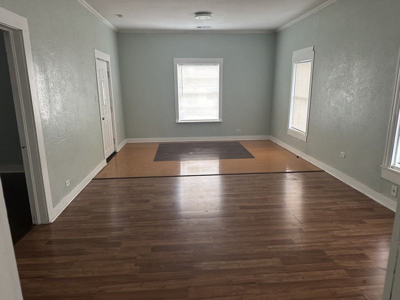 138 Morrill Ave - Photo 4 of 9
