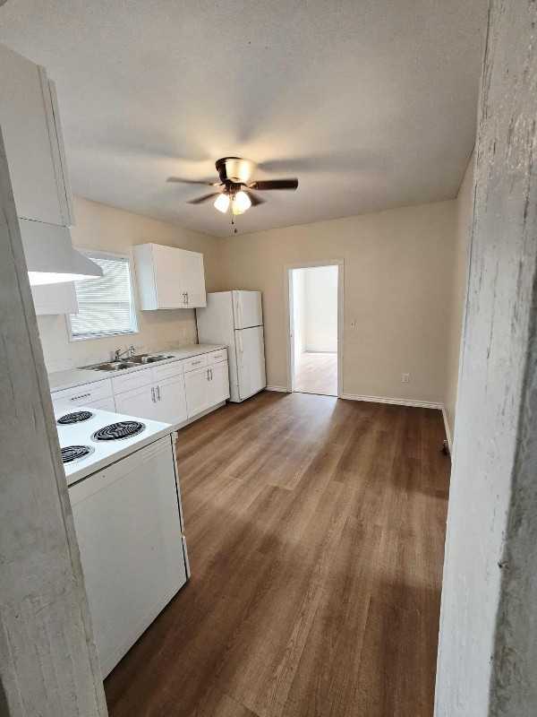 18N N Avenue C - Photo 7 of 22
