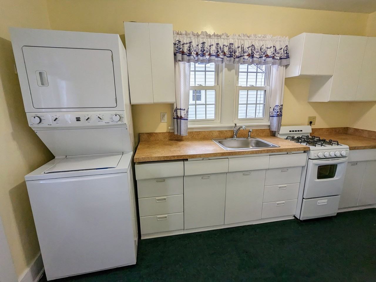 412 Dupont Ave - Photo 6 of 10