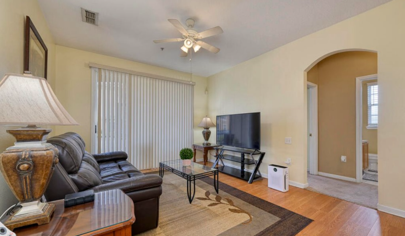7990 Baymeadows Rd E - Photo 5 of 7