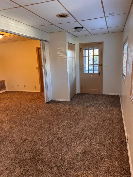 1125 E Broadway St #2 - Photo 5 of 11