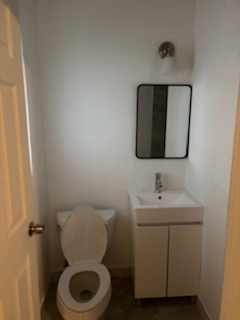 1530 Nwterrace - Photo 4 of 8