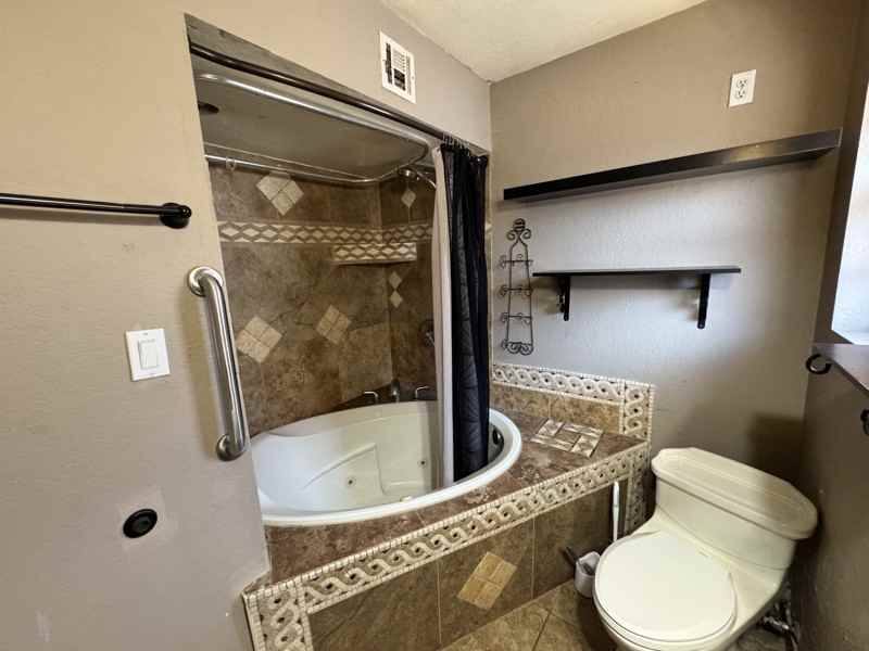 6907 E Flossmoor Ave - Photo 3 of 9