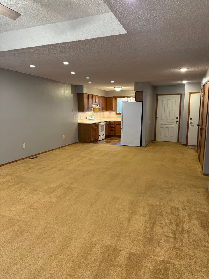 3464 S Geri Ct - Photo 3 of 19
