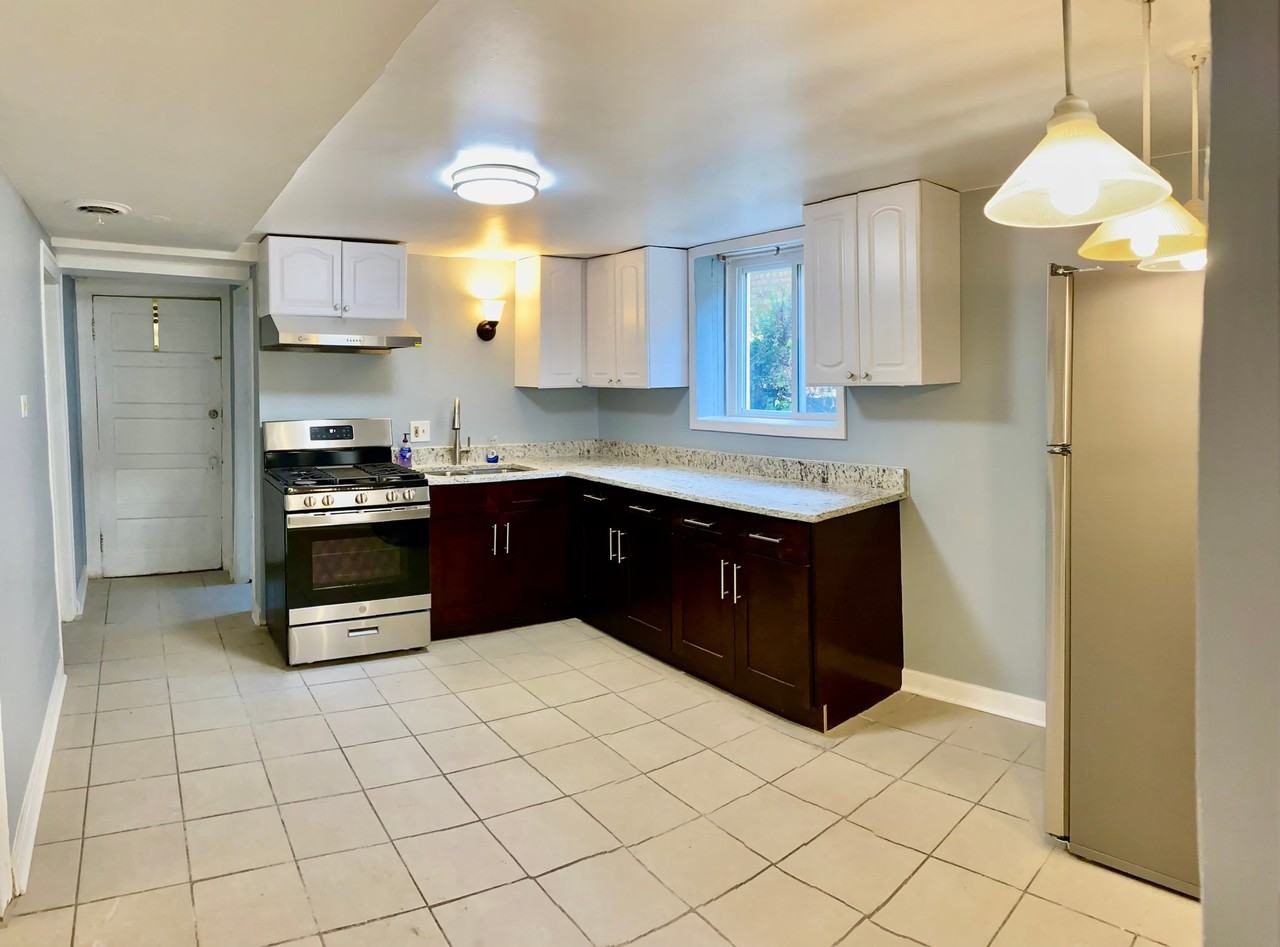 3755 S Winchester Ave - Photo 5 of 22