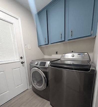 9815 Sagemoss Ln - Photo 4 of 5