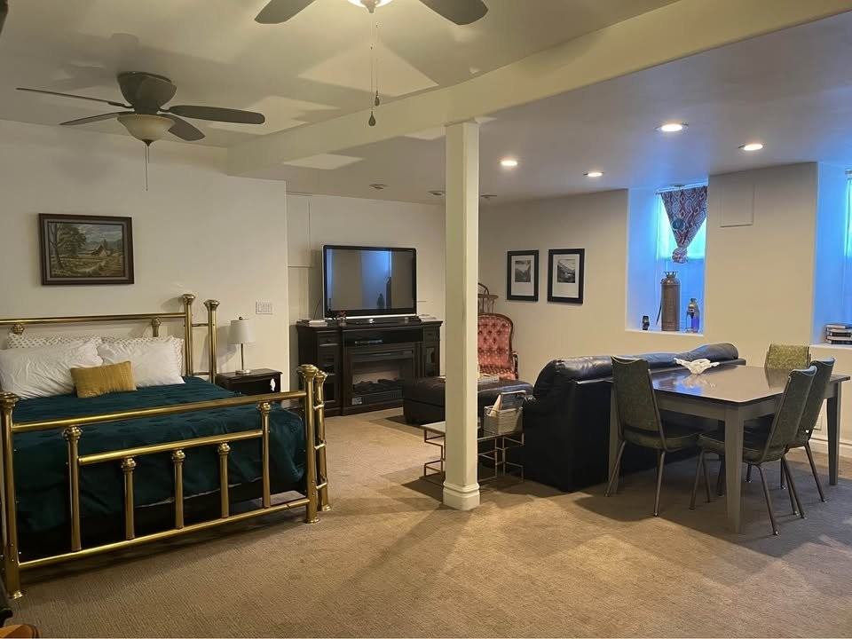 553 E 3rd Ave - Photo 2 of 5