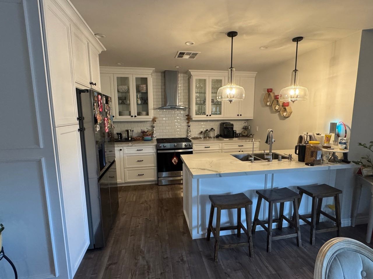 11235 Densmore Ave - Photo 3 of 6