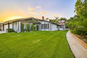 featured image of 929 Darlene Ct