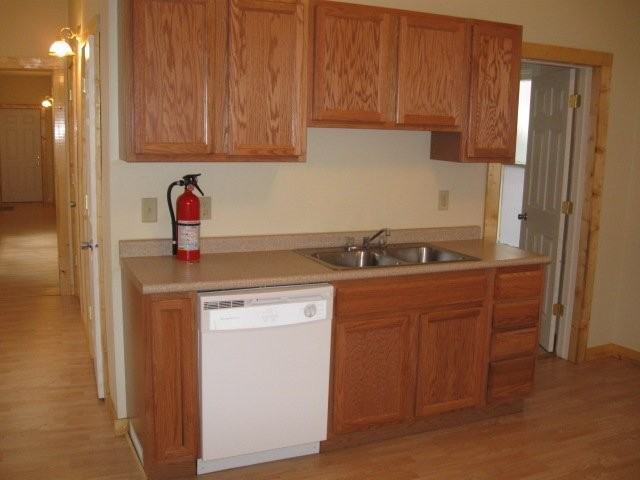 702 E 4th St - Photo 2 of 10