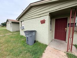 featured image of 2355 Nw Bell Ave