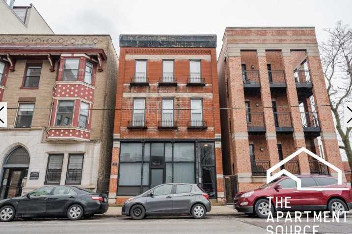 2456 N Southport Ave #1 - Photo 2 of 14