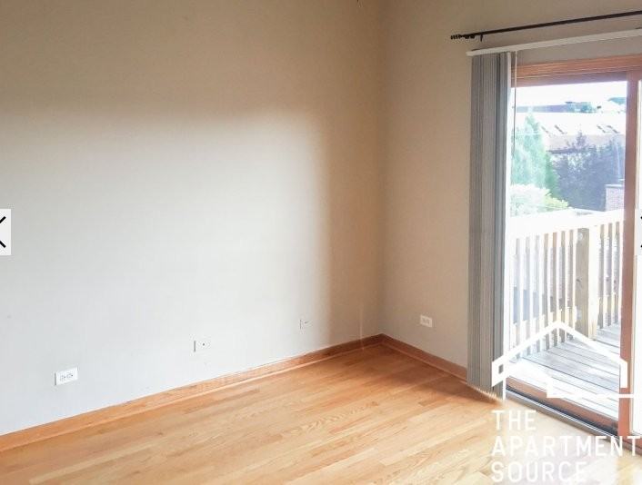 1328 W Diversey Pkwy #3 - Photo 6 of 7