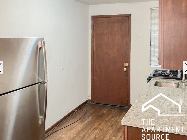 881 W Lill Ave #D2 - Photo 6 of 6