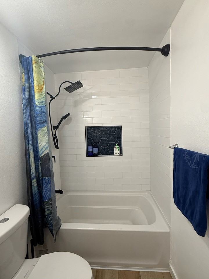263 S Ventura Rd #271 - Photo 7 of 14