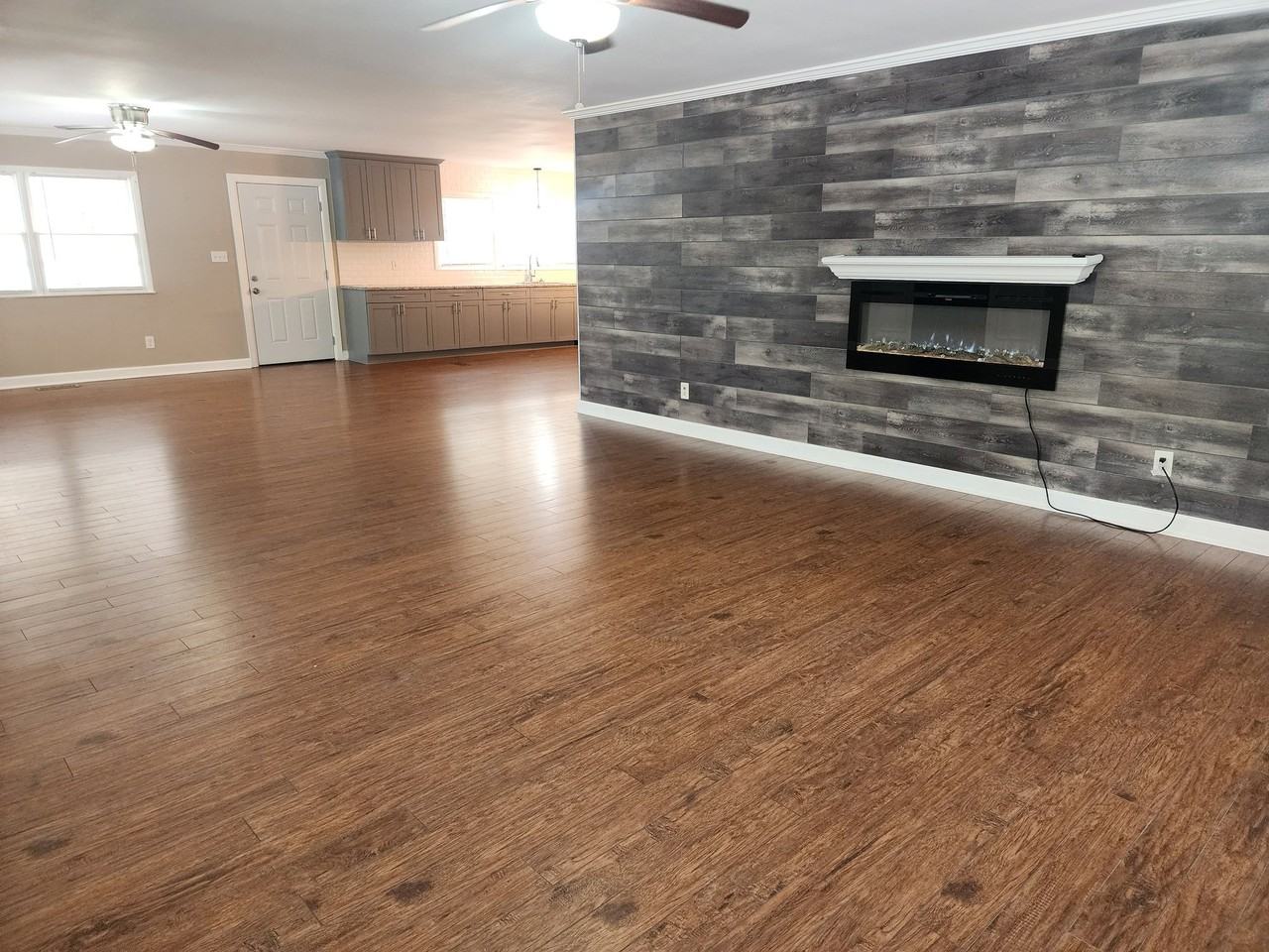 4605 Blanton Rd - Photo 7 of 27