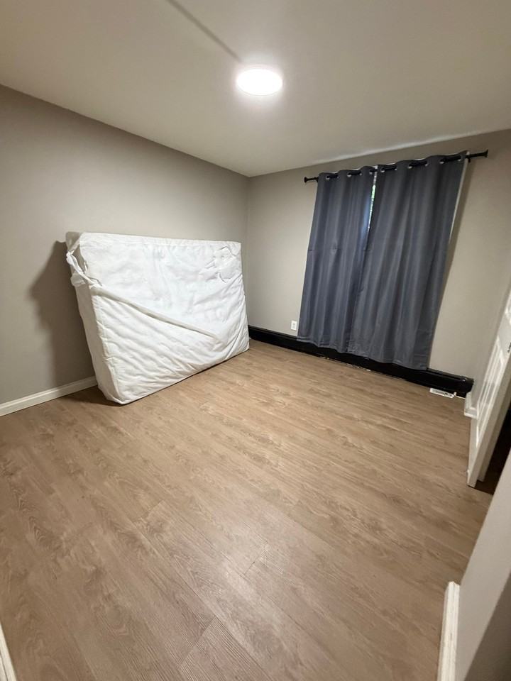 475 Park Ave #A7 - Photo 3 of 4