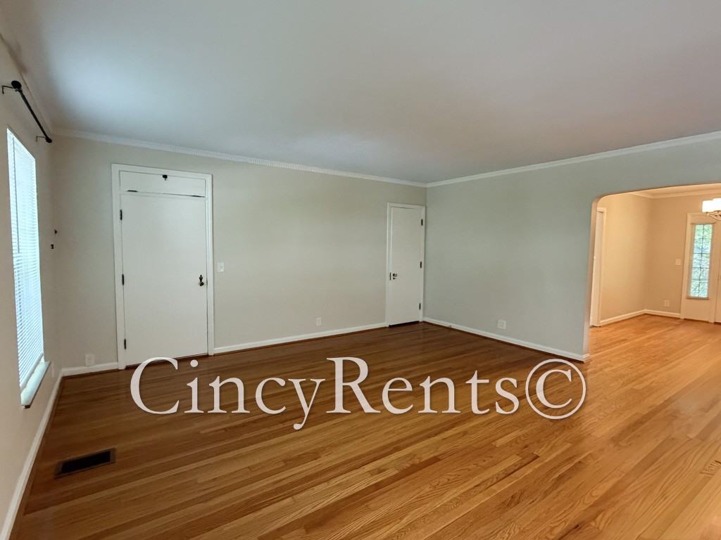 1110 Delta Ave #1 - Photo 4 of 21