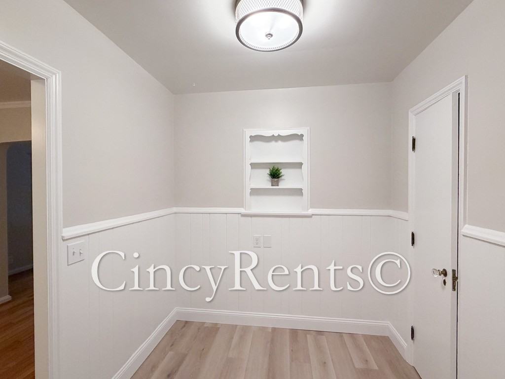 1110 Delta Ave #1 - Photo 6 of 21