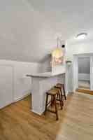 featured image of 4003 Devine St #3