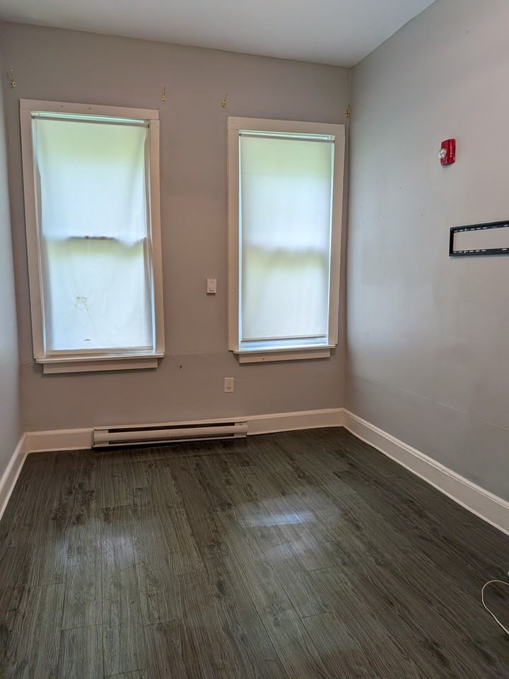 2216 N 15th St #NA - Photo 3 of 6